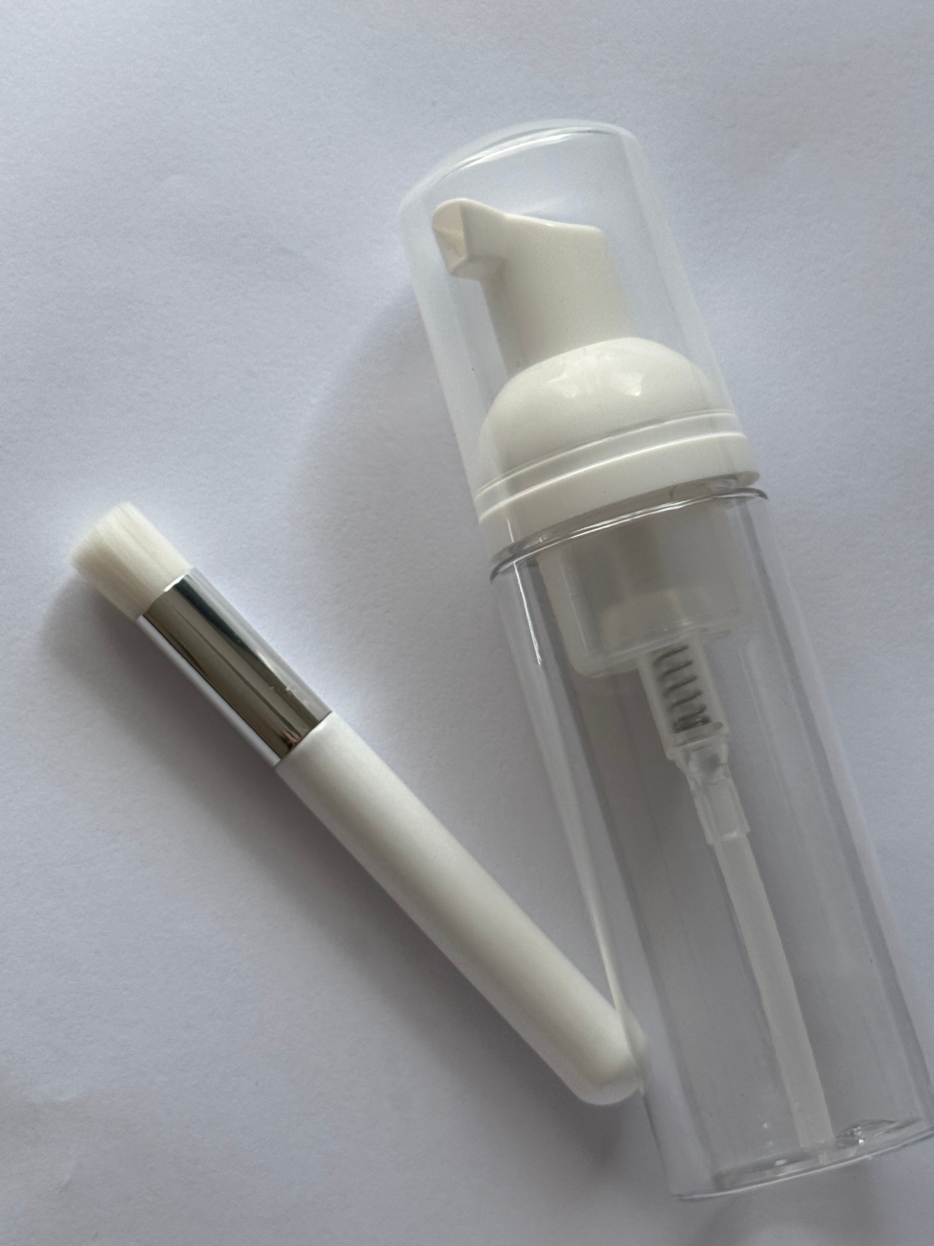 Empty Foam Pump Bottle / Brush